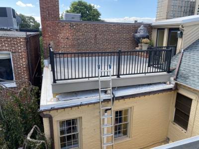 rooftop-deck-min.jpg (620 KB)