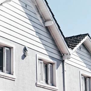 residential roofs with new gutters